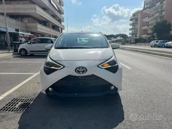 Bianco Usata 2019 Toyota Aygo X-play Due volumi | 9900 € (Ottimo prezzo)