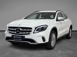 Bianco Usata 2019 Mercedes GLA200 SUV | 24.500 € (Molto cara)