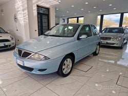 Blu Usata 2002 Lancia Ypsilon Due volumi | 1990 € (Buon prezzo)