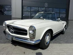 Bianco Usata 1967 Mercedes 230 Cabrio | 40.950 €