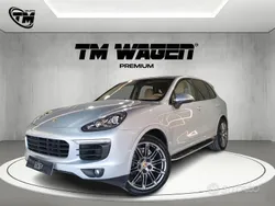 Argento Usata 2017 Porsche Cayenne Platinum Edition SUV | 37.900 € (Buon prezzo)