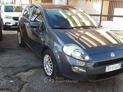 Grigio Usata 2014 Fiat Punto Tre volumi | 4999 € (Buon prezzo)