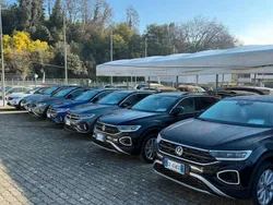Nuova 2025 VW T-Roc Edition SUV | 29.900 € (Buon prezzo)