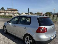 Usata 2005 VW Golf IV Sportline Tre volumi | 1700 € (Super prezzo)