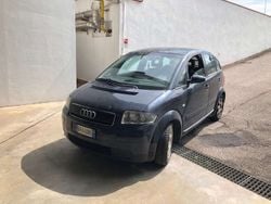 Blu petrolio Usata 2001 Audi A2 Ambiente Due volumi | 4000 € (Buon prezzo)