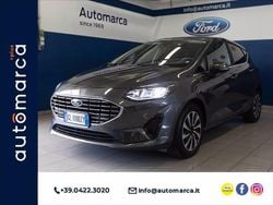 Grigio metallizzato Usata 2023 Ford Fiesta Titanium Due volumi | 15.490 € (Buon prezzo)
