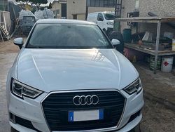 Usata 2017 Audi A3 Tre volumi | 14.800 € (Molto cara)