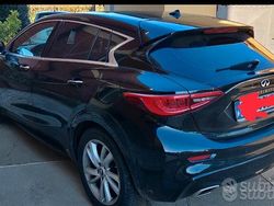 Nero Usata 2017 Infiniti Q30 Premium Due volumi | 8000 € (Buon prezzo)