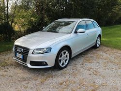 Grigio Usata 2010 Audi A4 Tre volumi | 6200 € (Cara)