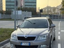 Bronzo Usata 2011 Skoda Octavia Elegance Station wagon | 3500 € (Molto cara)