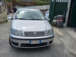 Argento Usata 2007 Fiat Punto Classica Due volumi | 2400 € (Buon prezzo)