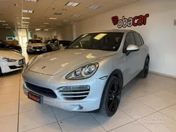 Grigio Usata 2012 Porsche Cayenne SUV | 20.900 € (Buon prezzo)