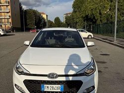 Usata 2017 Hyundai i20 Comfort Due volumi | 9000 € (Buon prezzo)