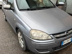 Grigio Usata 2006 Opel Corsa Due volumi | 2500 € (Ottimo prezzo)