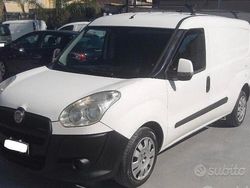 Bianco Usata 2011 Fiat Doblò Monovolume | 7500 € (Buon prezzo)