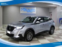 Argento Usata 2021 Peugeot 2008 Active SUV | 17.500 € (Buon prezzo)
