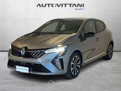 Grigio scuro Usata 2025 Renault Clio V Techno Tre volumi | 16.800 € (Buon prezzo)