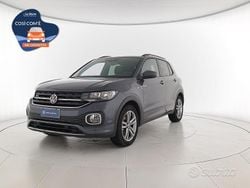 Smoky grey metallizzato Usata 2023 VW T-Cross Sportline SUV | 16.300 € (Ottimo prezzo)