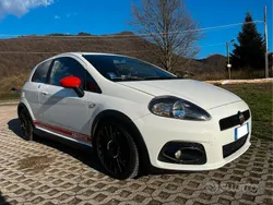 Usata 2009 Abarth Grande Punto Due volumi | 9800 € (Buon prezzo)