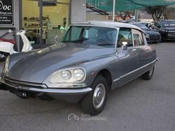 Grigio Usata 1971 DS Automobiles N°8 SUV | 30.500 €