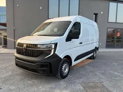 Bianco Nuova 2025 Renault Master Furgone | 28.745 €