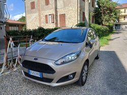 Beige Usata 2016 Ford Fiesta Business Edition Due volumi | 9000 € (Buon prezzo)