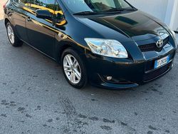 Nero Usata 2009 Toyota Auris Tre volumi | 3800 €