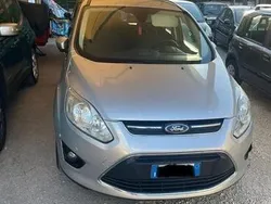 Usata 2015 Ford Grand C-Max Monovolume | 7700 € (Buon prezzo)