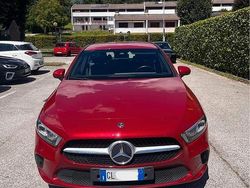 Rosso Usata 2020 Mercedes A180 Due volumi | 22.500 € (Cara)