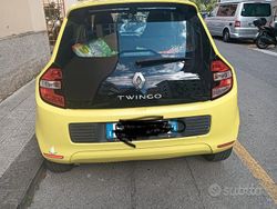 Giallo Usata 2015 Renault Twingo Due volumi | 5900 €