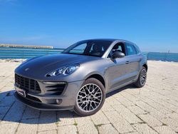 Grigio Usata 2015 Porsche Macan S SUV | 31.500 € (Cara)