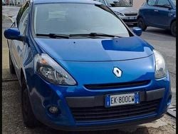 Usata 2011 Renault Clio III Tre volumi | 4700 € (Molto cara)