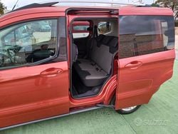 Rosso Usata 2014 Ford Tourneo Connect Monovolume | 8900 € (Ottimo prezzo)