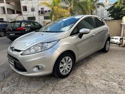 Other Usata 2010 Ford Fiesta Titanium Tre volumi | 5450 € (Molto cara)