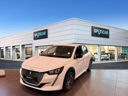 Bianco Usata 2023 Peugeot e-208 Allure Due volumi | 22.900 € (Molto cara)