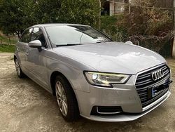 Grigio Usata 2016 Audi A3 Business Tre volumi | 10.800 € (Buon prezzo)