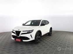 Bianco Nuova 2025 Alfa Romeo Junior SUV | 30.900 €