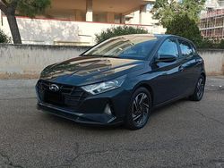 Grigio Usata 2021 Hyundai i20 Tre volumi | 12.700 € (Molto cara)