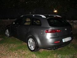 Grigio Usata 2011 Alfa Romeo 159 Station wagon | 3800 €