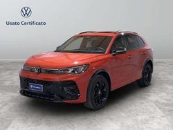 Persimmon red metallizzato Usata 2024 VW Tiguan Allspace R-line SUV | 48.500 € (Cara)