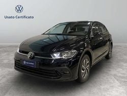 Deep black perlato Usata 2023 VW Polo Life Tre volumi | 18.900 € (Buon prezzo)