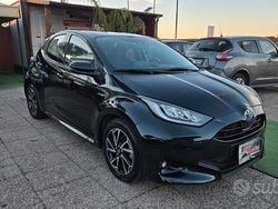 Nero Usata 2021 Toyota Yaris Hybrid Trend Tre volumi | 14.300 € (Ottimo prezzo)