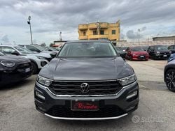 Grigio Usata 2021 VW T-Roc Style SUV | 19.900 € (Ottimo prezzo)