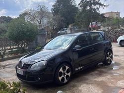 Nero Usata 2007 VW Golf V Sportline Tre volumi | 2350 € (Buon prezzo)