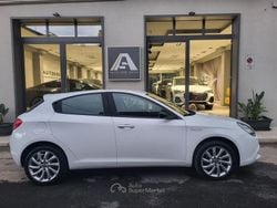 Bianco Usata 2016 Alfa Romeo Giulietta Distinctive Tre volumi | 9990 € (Buon prezzo)