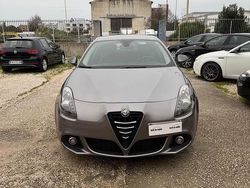 Grigio Usata 2014 Alfa Romeo Giulietta Exclusive Tre volumi | 4600 € (Ottimo prezzo)