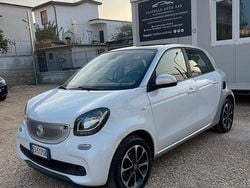 Bianco Usata 2014 Smart ForFour Passion Due volumi | 6999 € (Buon prezzo)