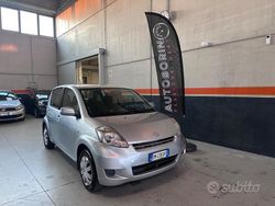 Grigio Usata 2008 Daihatsu Sirion TAKA Due volumi | 2900 € (Buon prezzo)