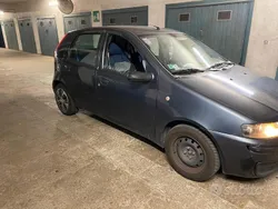 Usata 2001 Fiat Punto Due volumi | 1300 € (Buon prezzo)