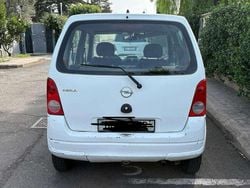 Bianco Usata 2007 Opel Agila Due volumi | 2700 € (Buon prezzo)
